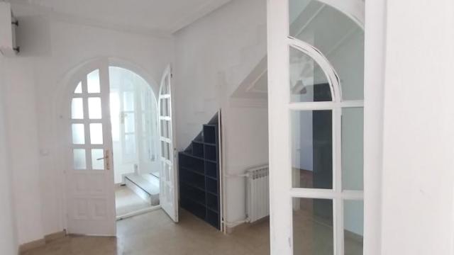 Stan, Izdavanje, 280m2, Neimar, Vračar, Đorđa Vajferta