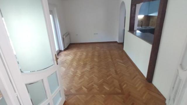 Stan, Izdavanje, 280m2, Neimar, Vračar, Đorđa Vajferta