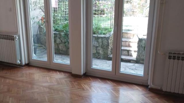 Stan, Izdavanje, 280m2, Neimar, Vračar, Đorđa Vajferta