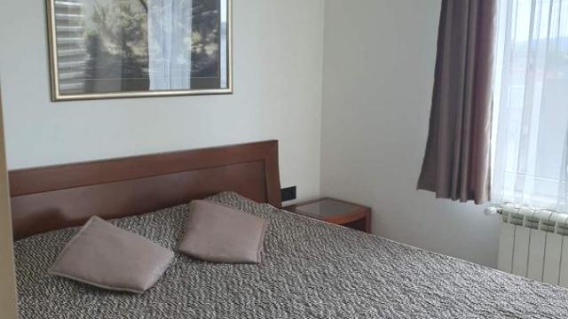 Stan, Trosoban, Izdavanje, 80m2, Dedinje, Savski venac, Miloja Đaka