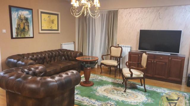 Stan, četvorosoban, Izdavanje, 132m2, Hotel M, Voždovac, Bulevar Oslobođenja