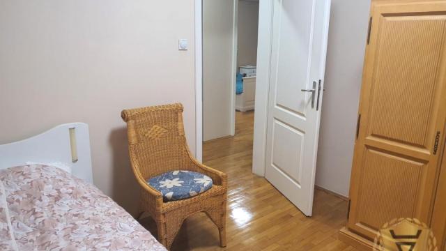 Stan, četvorosoban, Izdavanje, 132m2, Hotel M, Voždovac, Bulevar Oslobođenja
