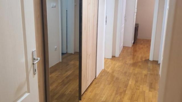 Stan, četvorosoban, Izdavanje, 132m2, Hotel M, Voždovac, Bulevar Oslobođenja