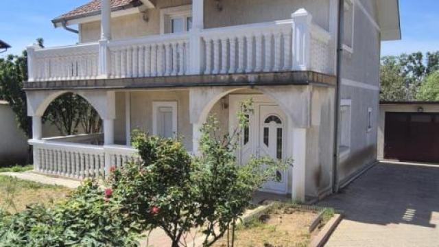 Kuća, četvorosoban, Izdavanje, 100m2, Jajinci, Voždovac, Milice Ribnikara