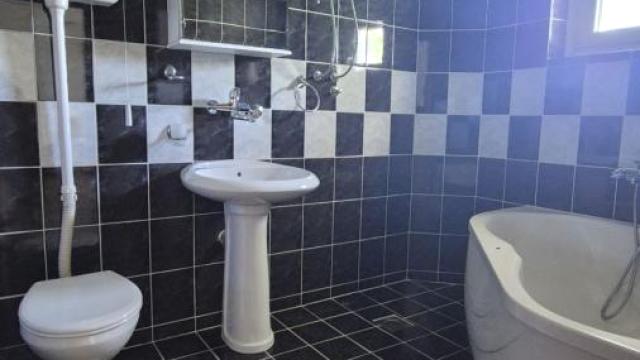 Kuća, četvorosoban, Izdavanje, 100m2, Jajinci, Voždovac, Milice Ribnikara