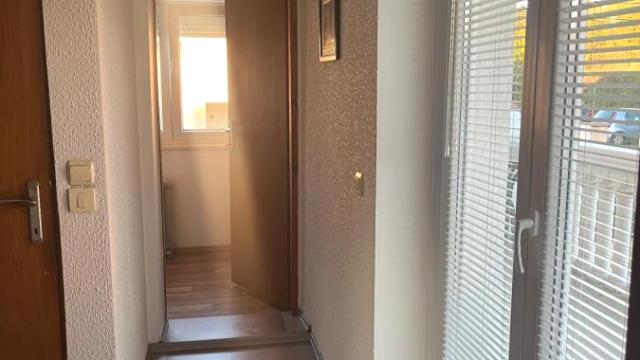 Kuća, četvorosoban, Izdavanje, 100m2, Jajinci, Voždovac, Milice Ribnikara