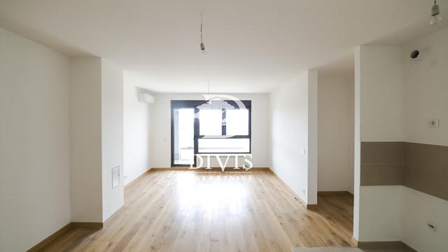Stan, četvorosoban, Prodaja, 95m2, Generala Rašića