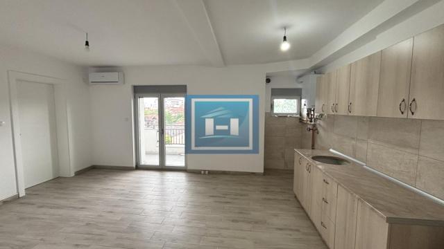 Stan, Izdavanje, 48m2, Paraćin