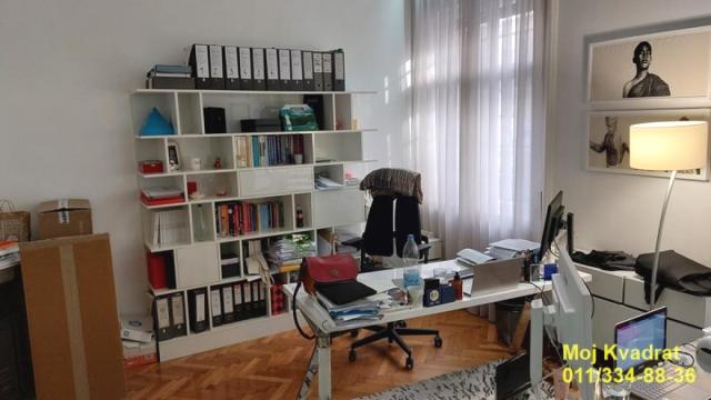 Stan, četvoroiposoban, Izdavanje, 110m2, Studentski trg, Stari grad, Studentski trg