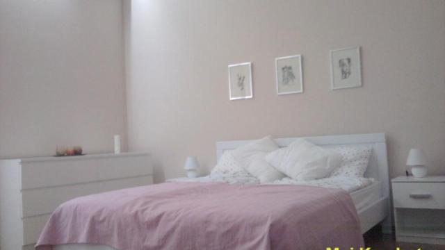 Stan, četvoroiposoban, Izdavanje, 110m2, Studentski trg, Stari grad, Studentski trg