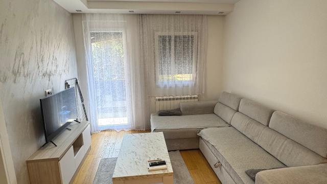 Stan, Dvosoban, Izdavanje, 41m2, Mihaila Gavrilovića