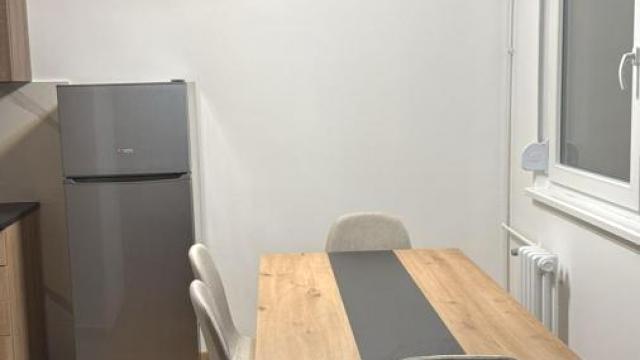 Stan, Trosoban, Izdavanje, 70m2, Blok 71, Novi Beograd, Ivana Ribara