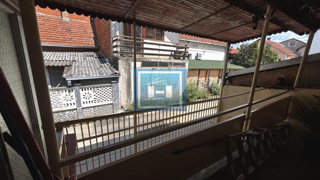 Kuća, Dvosoban, Prodaja, 46m2, Dimitrija Tucovića, Gradska lokacija, Jagodina