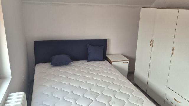 Kuća, Petosoban, Prodaja, 160m2, Batajnica, Zemun, Novosadska 32