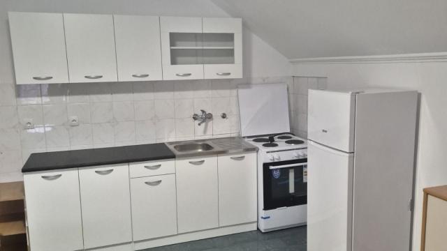 Kuća, Petosoban, Prodaja, 160m2, Batajnica, Zemun, Novosadska 32