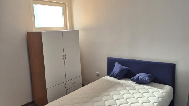 Kuća, Petosoban, Prodaja, 160m2, Batajnica, Zemun, Novosadska 32