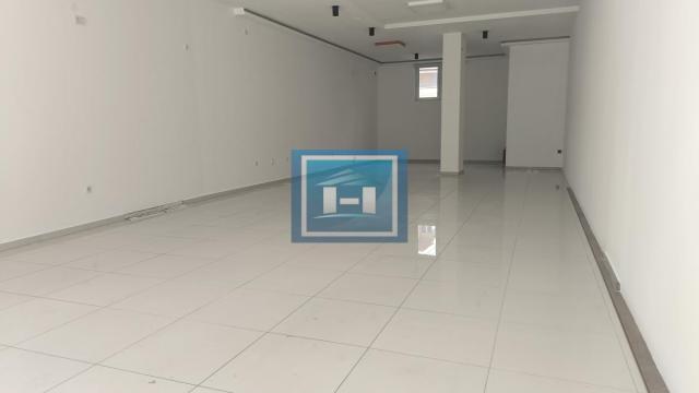 Poslovni prostor, Jednosoban, Izdavanje, 90m2, Centar, Gradska lokacija, Ćuprija