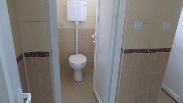 Poslovni prostor, Izdavanje, 100m2, Gloždak, Gradska lokacija, Paraćin