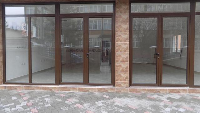 Poslovni prostor, Izdavanje, 100m2, Gloždak, Gradska lokacija, Paraćin