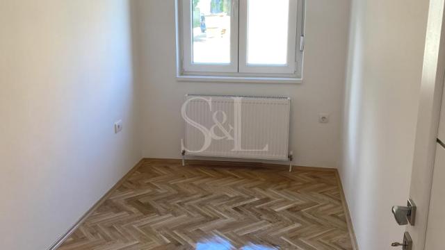 Stan, Dvoiposoban, Prodaja, 54m2, Sombor