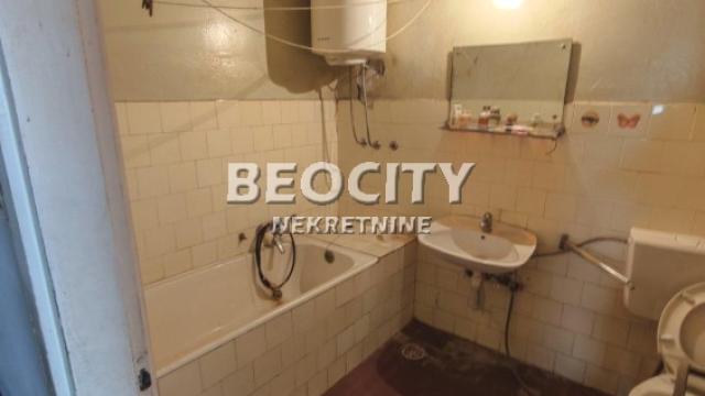 Stan, četvorosoban, Prodaja, 105m2, Blok 33, Novi Beograd, Bulevar Arsenija Čarnojevića