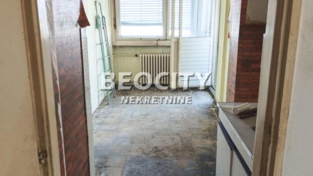 Stan, četvorosoban, Prodaja, 105m2, Blok 33, Novi Beograd, Bulevar Arsenija Čarnojevića