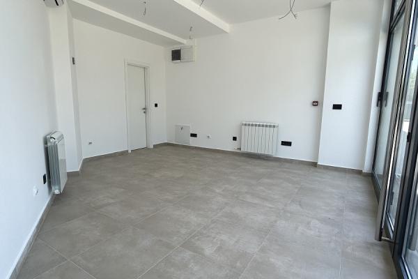 izdavanje, poslovni-prostor,
beograd, 890009, jednosoban-dragoslava-srejovica