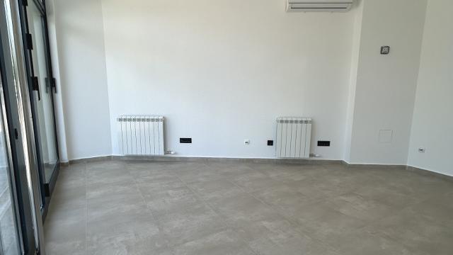 Poslovni prostor, Jednosoban, Izdavanje, 26m2, Dragoslava Srejovića