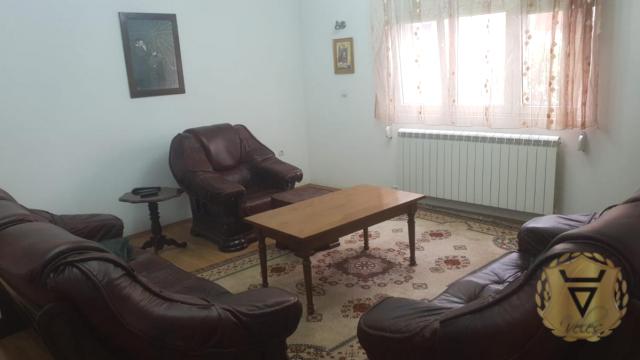 Kuća, Petosoban, Izdavanje, 165m2, Novi grad, Zemun, Jatačka