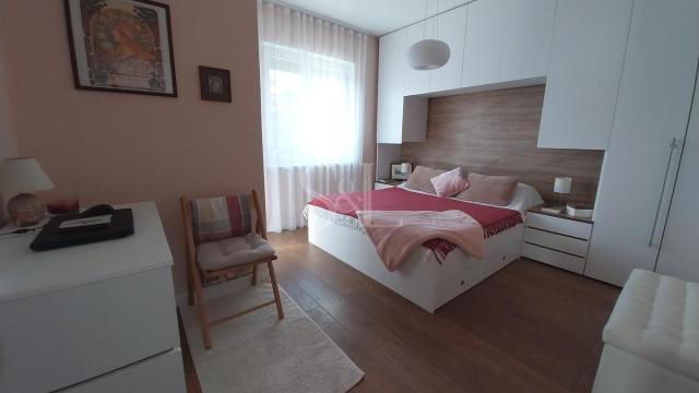 Stan, Dvoiposoban, Prodaja, 63m2, Centar, Gradska lokacija, Sombor