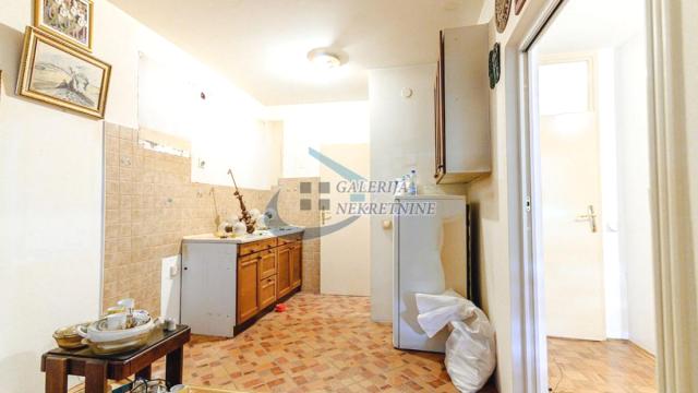 Stan, Dvosoban, Prodaja, 50m2, Blok 44 (TC Piramida), Novi Beograd, Nehruova
