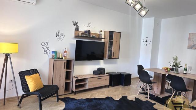 Stan, Trosoban, Izdavanje, 85m2, Senjak, Savski venac, Sitnička