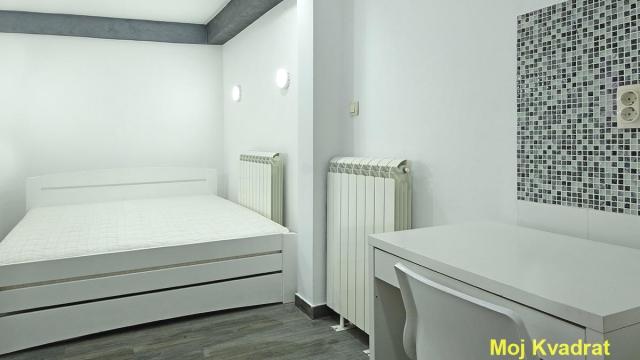 Kuća, Izdavanje, 195m2, Hram svetog Save, Vračar, Stojana Protića