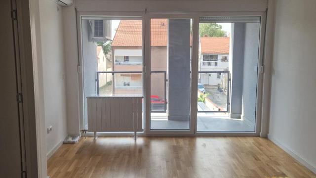 Stan, Izdavanje, 115m2, Gornji grad, Zemun, Železnička