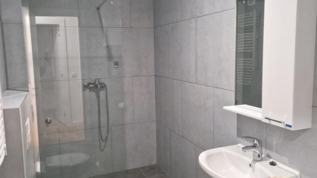 Stan, Izdavanje, 115m2, Gornji grad, Zemun, Železnička
