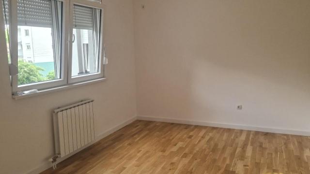 Stan, Izdavanje, 115m2, Gornji grad, Zemun, Železnička
