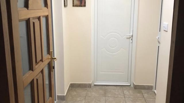Kuća, četvorosoban, Prodaja, 170m2, Usije, Okolno mesto, Cara Dusana