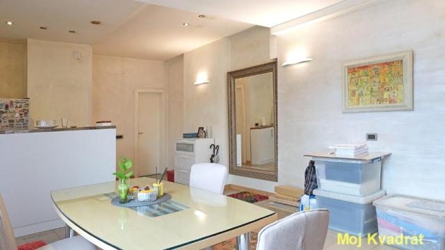 Stan, Dvosoban, Prodaja, 78m2, Centar, Stari grad, Kralja Petra