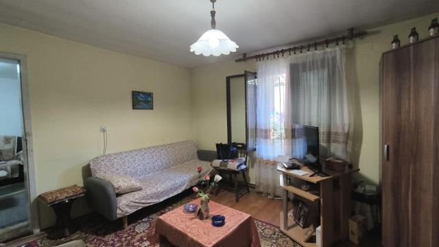 Kuća, četvorosoban, Prodaja, 80m2, Gradska lokacija, Ćuprija