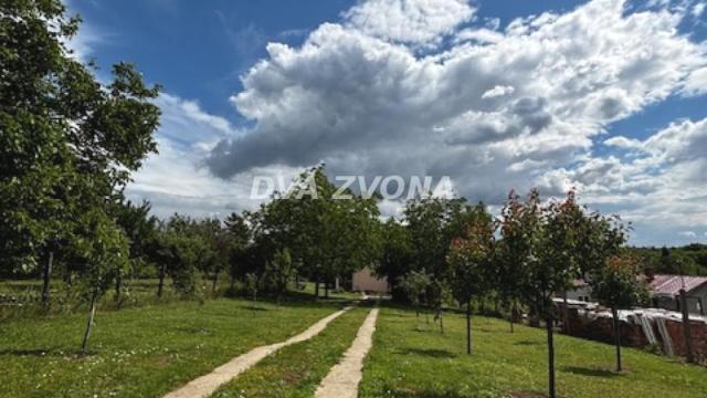 Kuća, Prodaja, 210m2, Čortanovci, Okolno mesto, Indjija