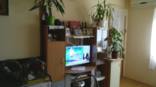 Stan, četvorosoban, Prodaja, 85m2, Selenča, Gradska lokacija, Sombor