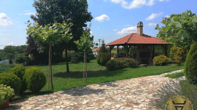 Kuća, Trosoban, Prodaja, 205m2, Arnajevo, Barajevo, Vodice