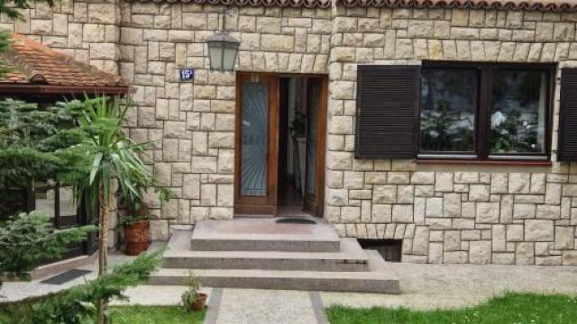 Stan, Dvosoban, Izdavanje, 100m2, Dedinje, Savski venac, Heroja Milana Tepića