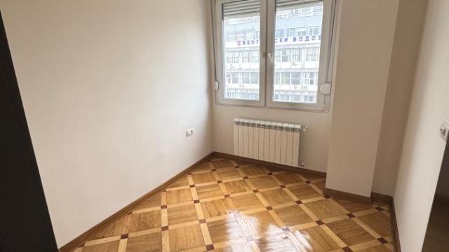 Stan, Dvosoban, Izdavanje, 45m2, London, Stari grad, Kneza Miloša