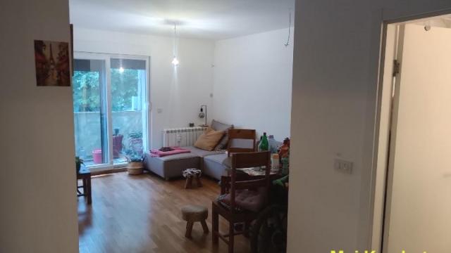 Stan, Trosoban, Prodaja, 52m2, Lekino brdo, Voždovac, Rada Neimara