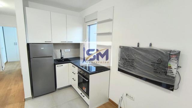 Stan, Dvosoban, Izdavanje, 32m2, Ugrinovačka, Zemun, Ugrinovačka