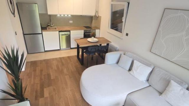 Stan, Dvosoban, Izdavanje, 40m2, Ledine, Novi Beograd, Vojvođanska