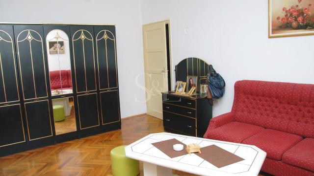 Stan, četvorosoban, Prodaja, 147m2, Centar, Gradska lokacija, Sombor