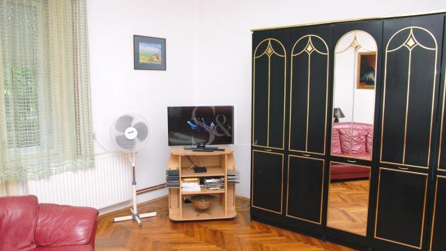 Stan, četvorosoban, Prodaja, 147m2, Centar, Gradska lokacija, Sombor