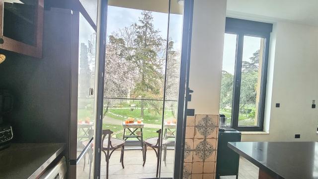 Stan, četvorosoban, Izdavanje, 93m2, Preradovićeva